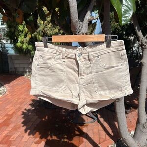 Women's Stretch Cream Shorts